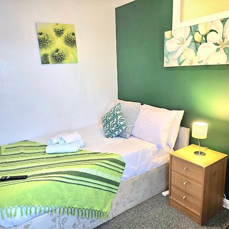 Gillings Villa -Perfect For Long & Short Stays Gillingham  Ngoại thất bức ảnh