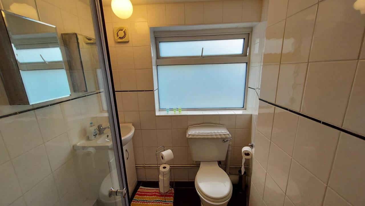 Gillings Villa -Perfect For Long & Short Stays Gillingham  Ngoại thất bức ảnh